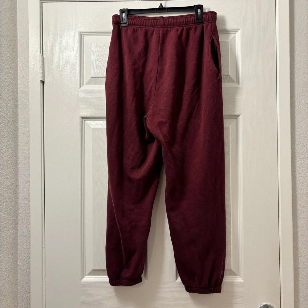 PINK Victoria's Secret Maroon Lounge Sweatpants - Picture 4 of 4